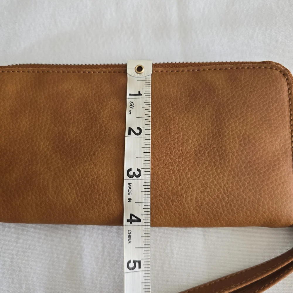 Free People Vegan Leather Zip Around Wallet Cognac Brown Wristlet NWT - Picture 7 of 13